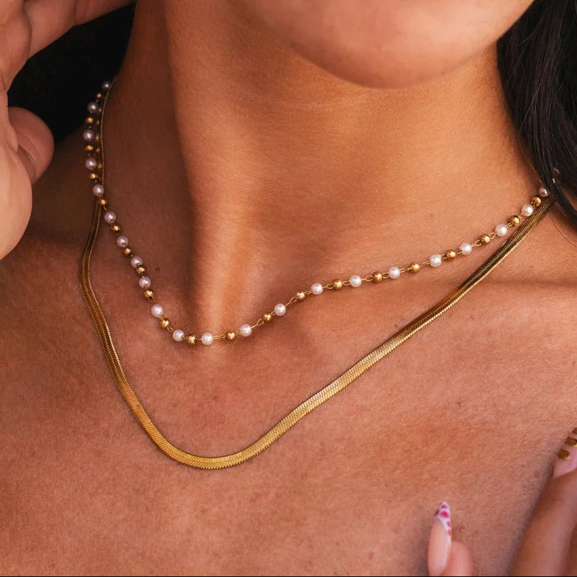 Mezcla de Collares de Perlas con Baño de Oro de 18 quilates
