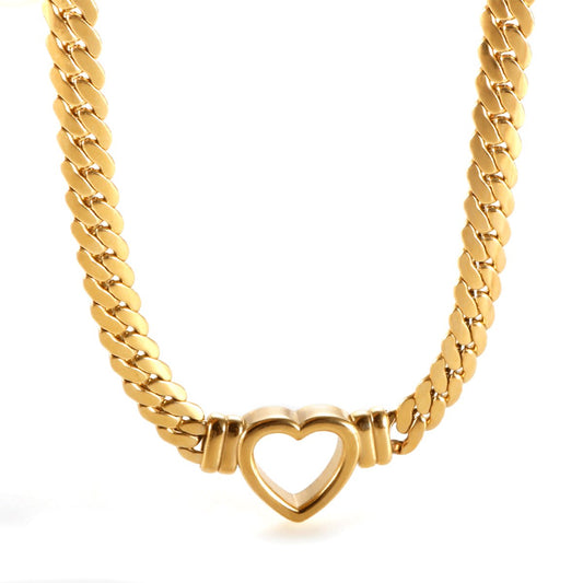 Collar Gargantilla Corazón Minimalista Bañado en Oro de 18K