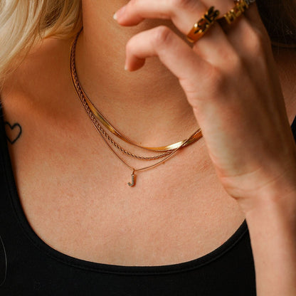 Collar Inicial Circonia Bañado en Oro 18K