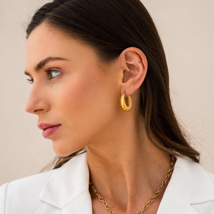 Pendiente de Aro Croissant Bañado en Oro 18K