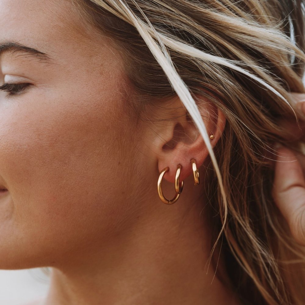 Pendientes de aro bañados en oro de 18 quilates