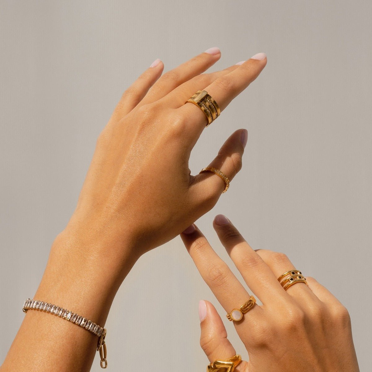 Anillo Caviar Stack Bañado en Oro de 18K