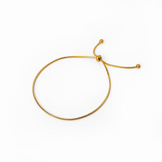 Pulsera Ajustable Fina Bañada en Oro de 18K
