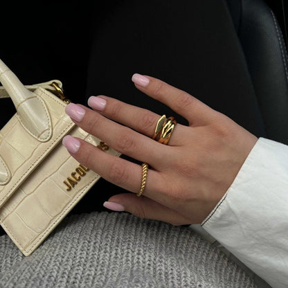 Anillo Trinidad Bañado en Oro 18K