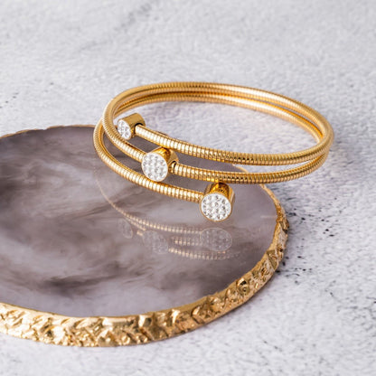 Brazalete Espiral Cristales Bañado en Oro de 18k