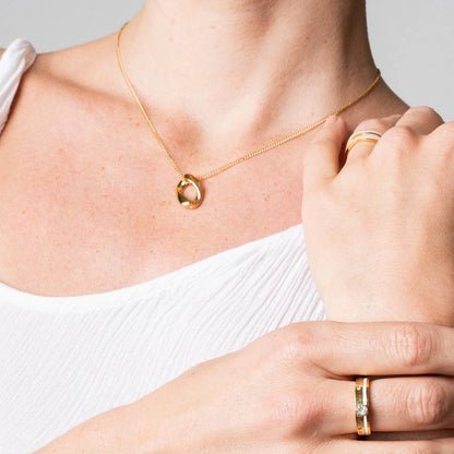 Collar con Colgante de Eslabón Bañado en Oro de 18k