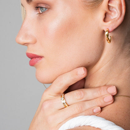 Anillo Reina Piedra Cristal Bañado en Oro 18k