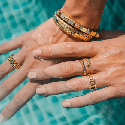 Pulsera Hojas Doradas Bañada en Oro 18k