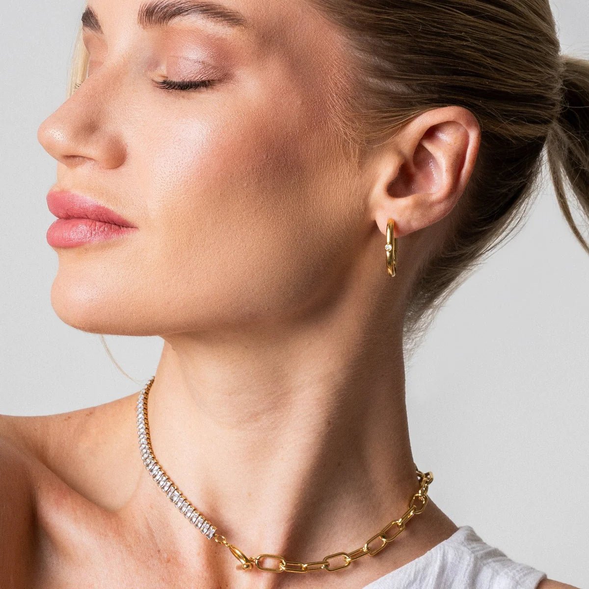 Collar Gargantilla Riviera Baguette Bañado en Oro de 18k